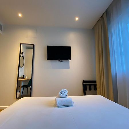 אנמסה Oskar Hotel מראה חיצוני תמונה