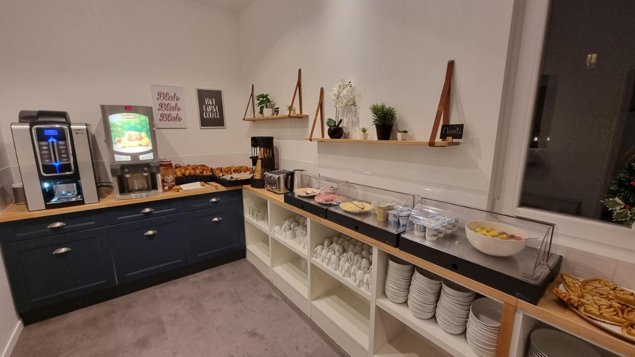 אנמסה Oskar Hotel מראה חיצוני תמונה