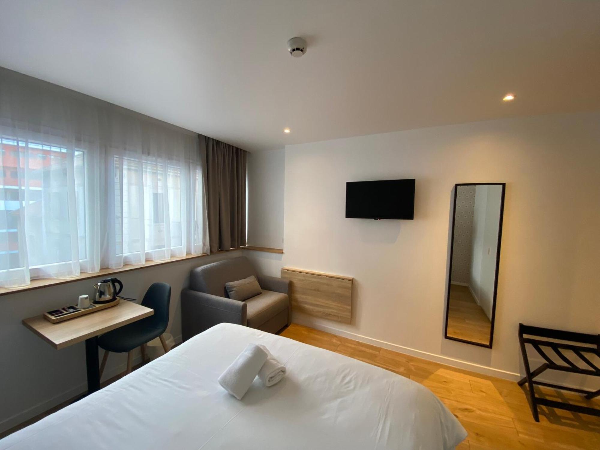 אנמסה Oskar Hotel מראה חיצוני תמונה